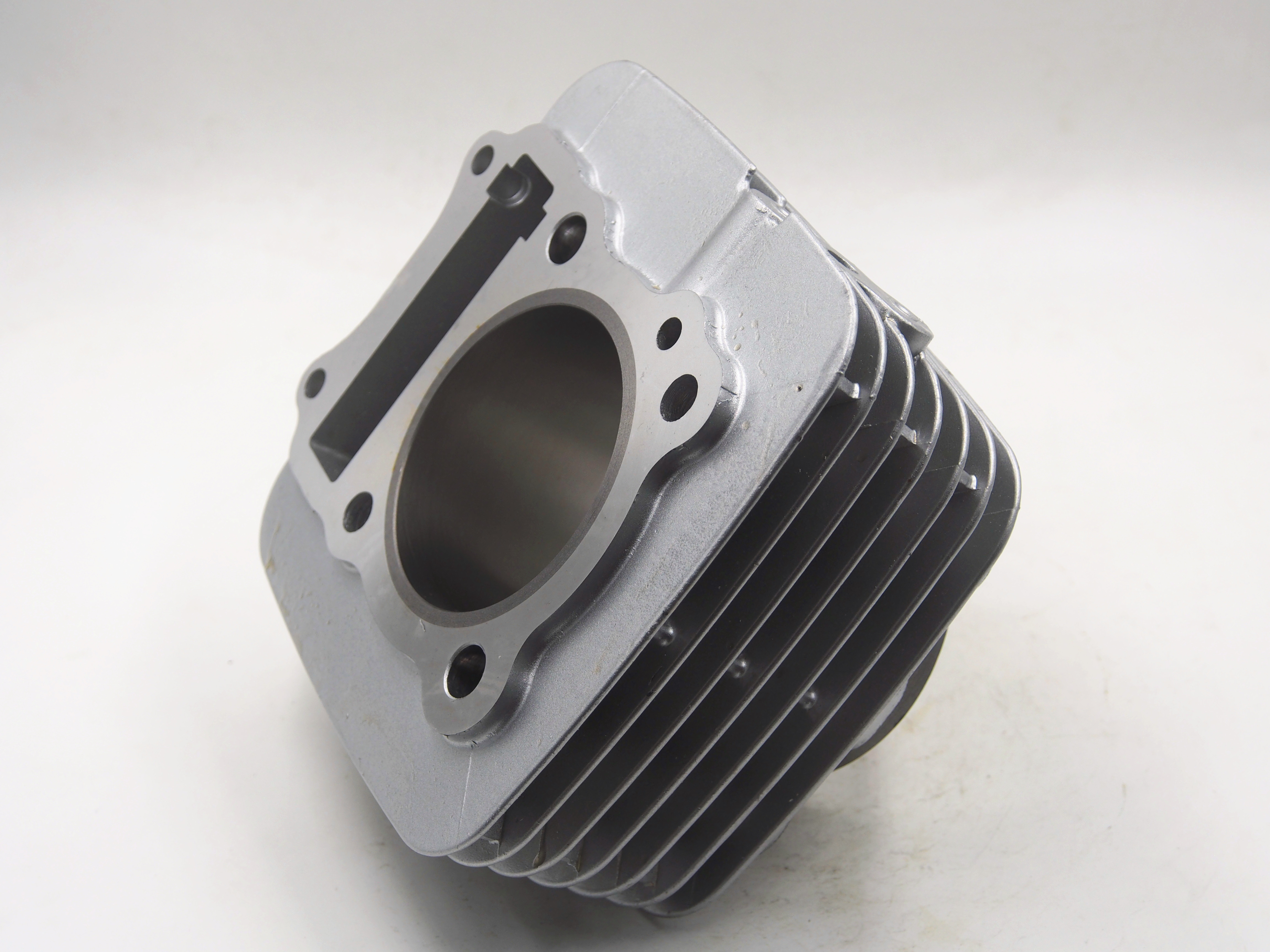 Single Motorcycle Cylinder Block Gs200 For Suzuki Motorcycle Spare Parts